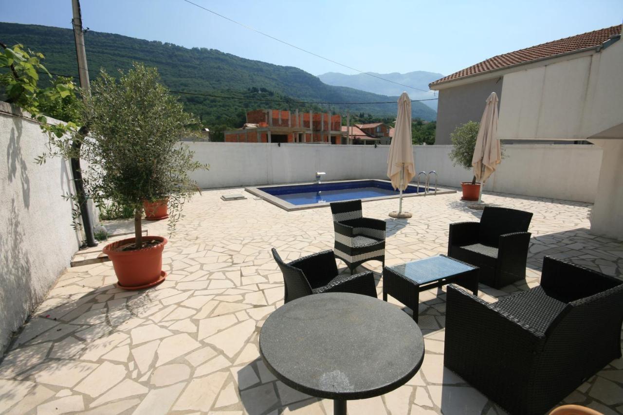Apartmani Srdanovic Tivat Zewnętrze zdjęcie