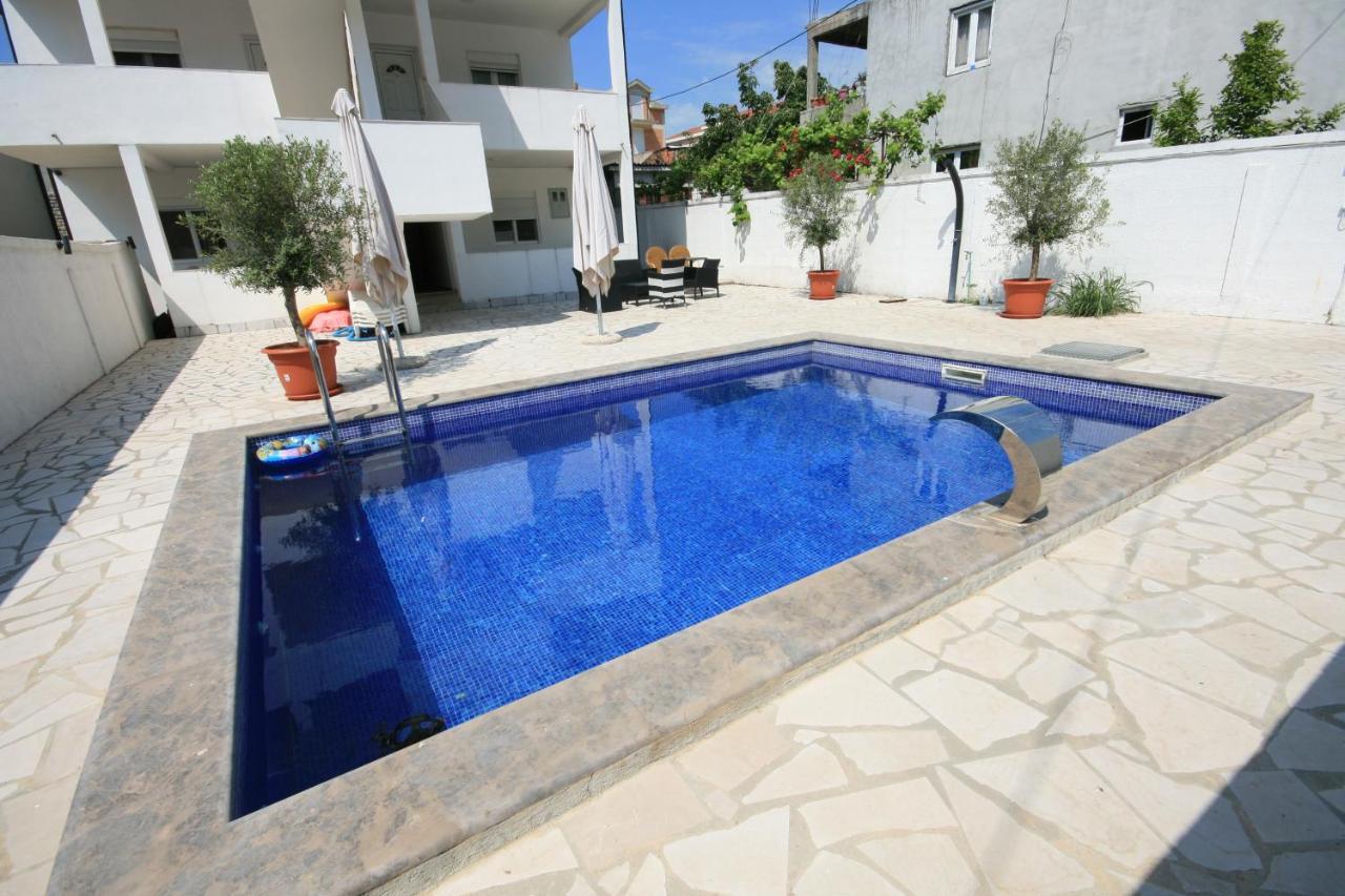 Apartmani Srdanovic Tivat Zewnętrze zdjęcie