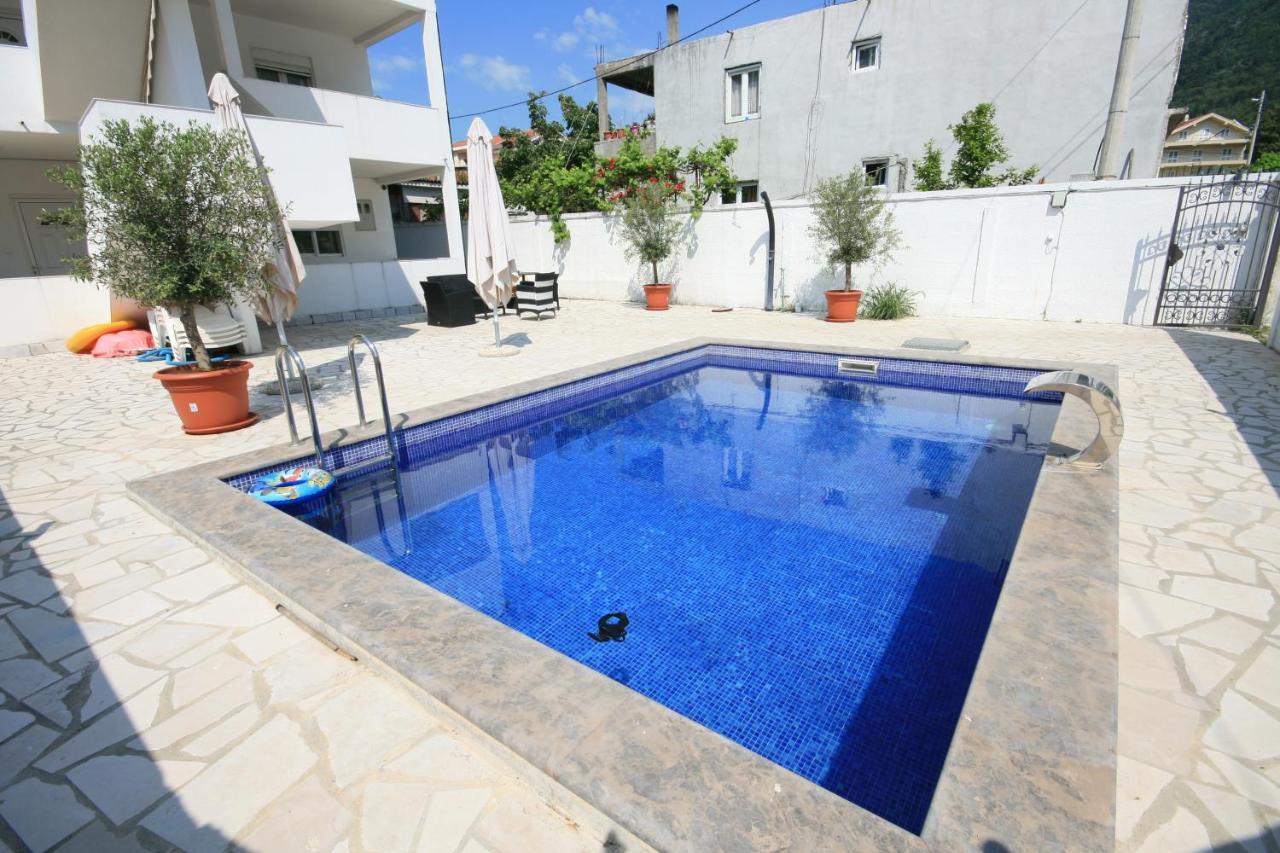 Apartmani Srdanovic Tivat Zewnętrze zdjęcie