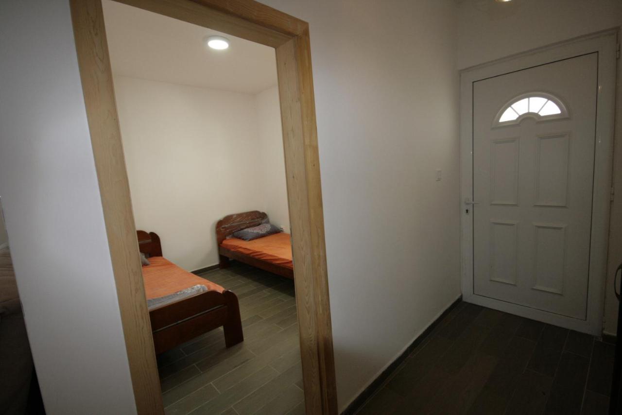 Apartmani Srdanovic Tivat Zewnętrze zdjęcie