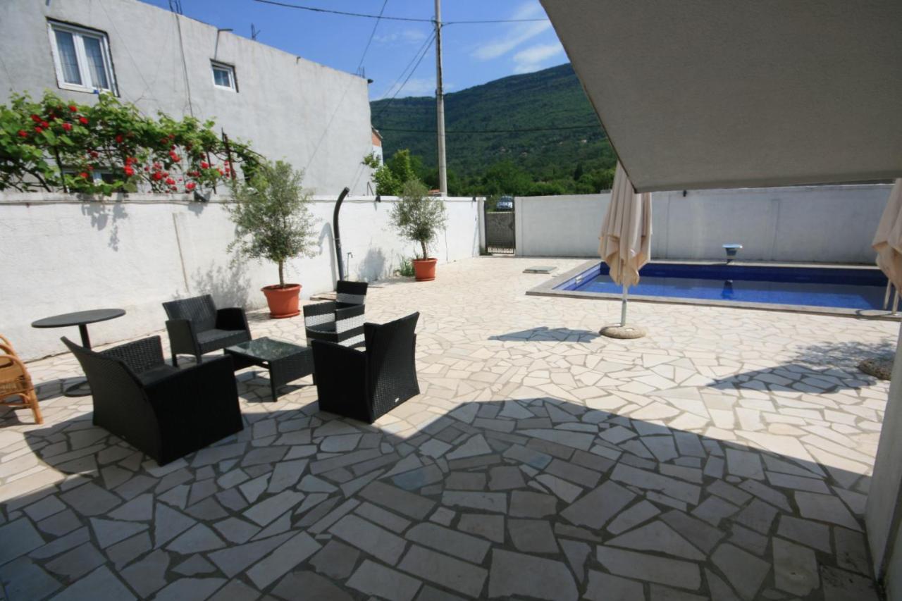 Apartmani Srdanovic Tivat Zewnętrze zdjęcie