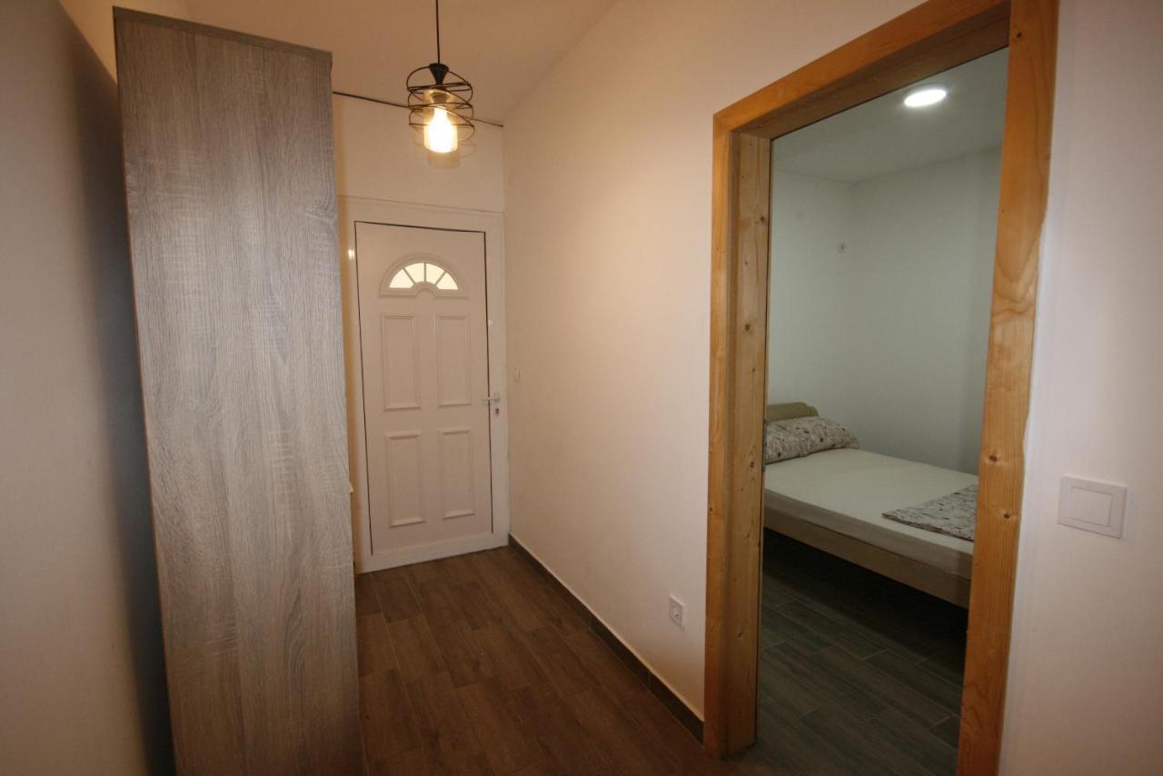 Apartmani Srdanovic Tivat Zewnętrze zdjęcie